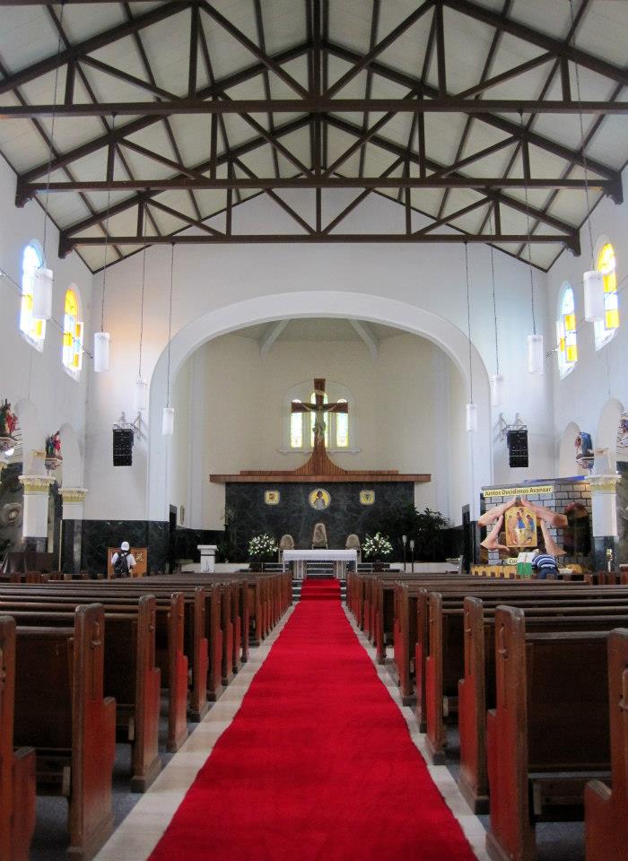 Catedral Dulce Nombre de Jesus, Caguas, Puerto Rico (interior view)